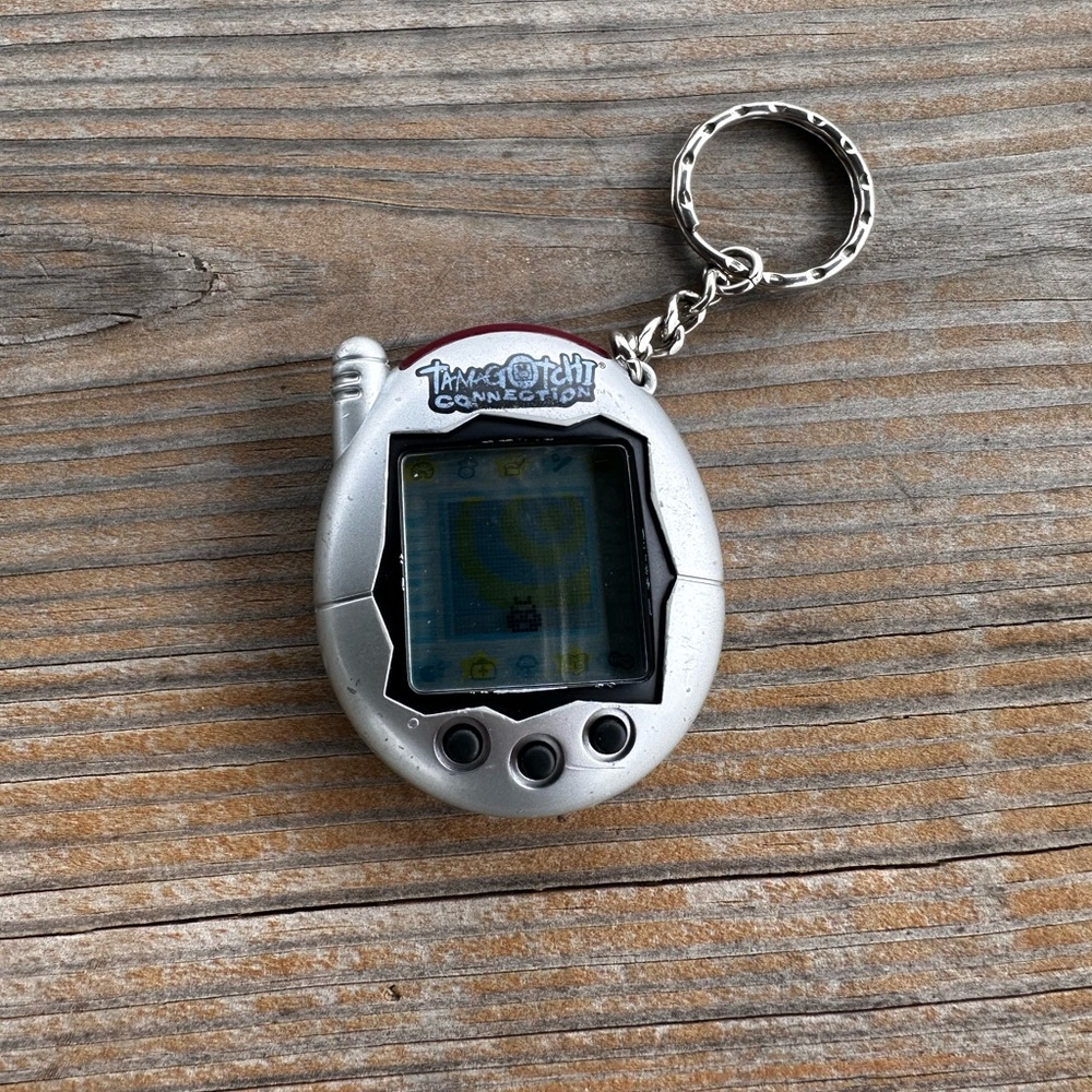 Tamagotchi Connection 2004